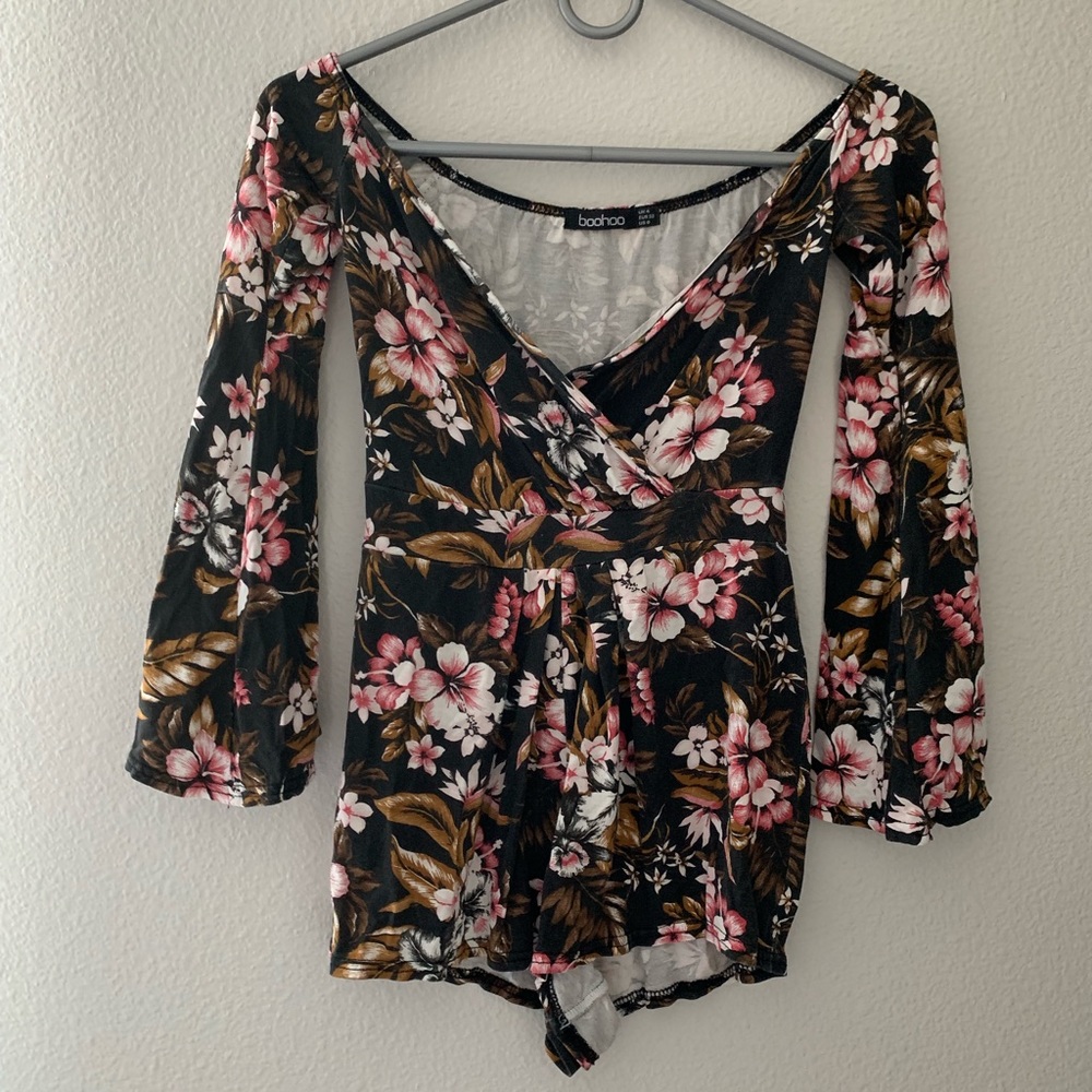 Floral Black Romper w/Bell sleeves
